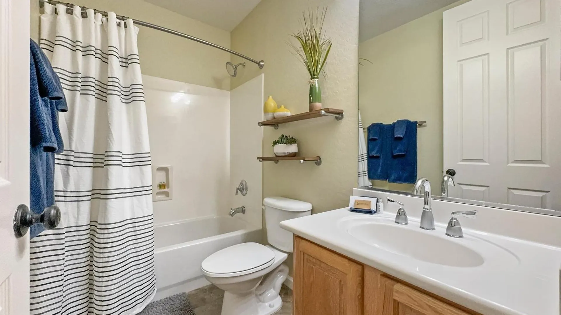 Killarney Seville Gilbert Queen Creek Holiday home